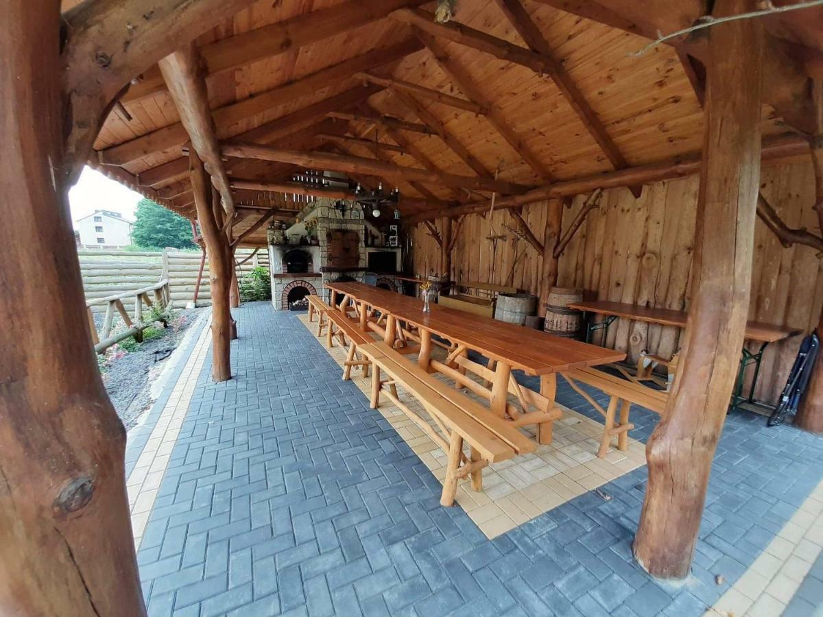 Gospodarstwo Agroturystyczne Pod Lasem Maria Plazio Narol Kültér fotó